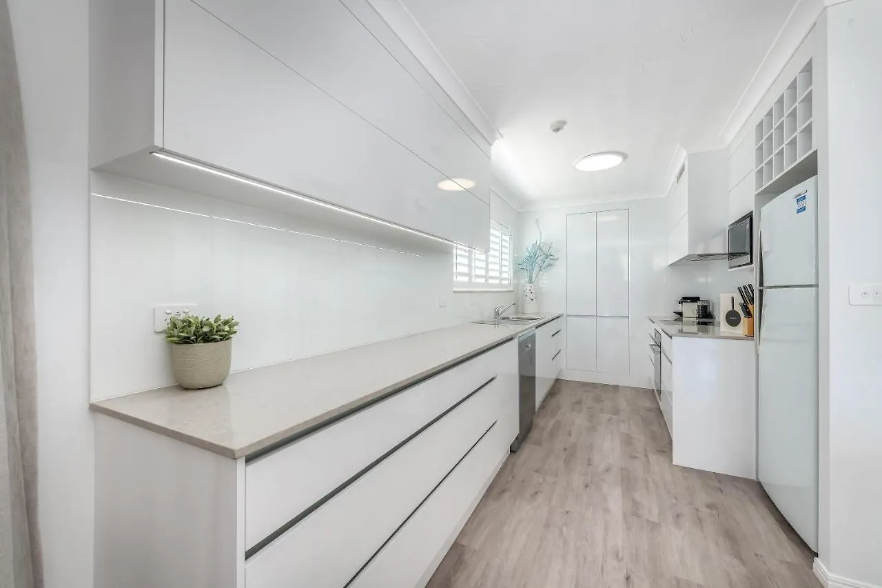 Bayview Apartments Rainbow Bay Coolangatta