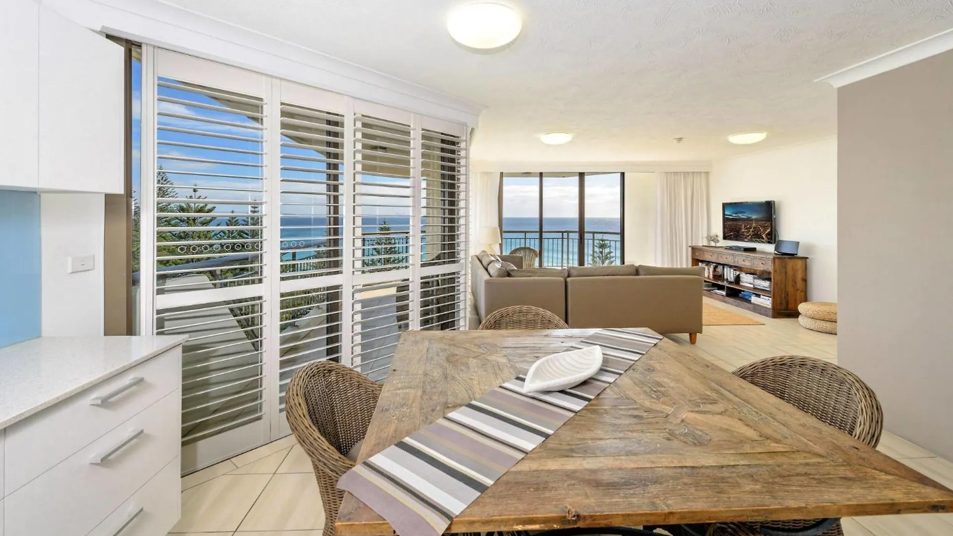 Bayview Apartments Rainbow Bay Coolangatta Australia